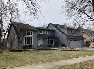 924 Rockbridge Rd, Naperville, IL 60540