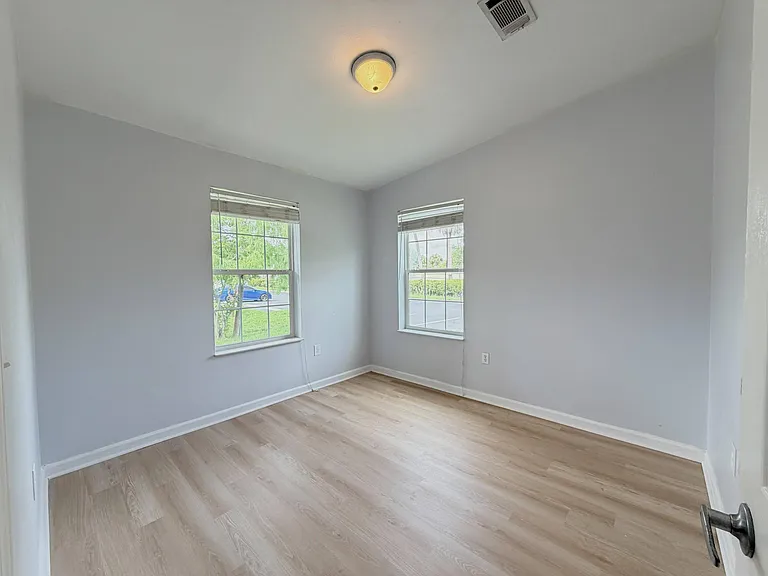 5289 Stacy St #5 — Photo 8