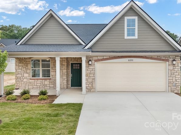 831 B Wynnshire Dr #60, Hickory, NC 28601