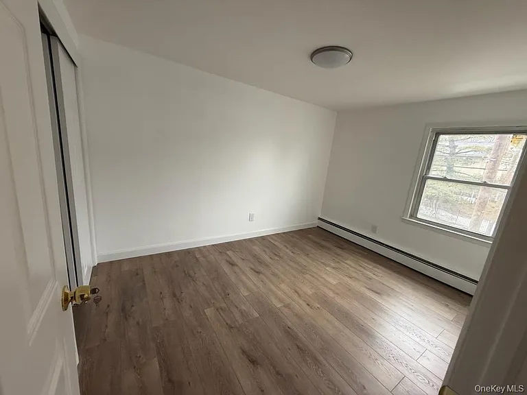161 Glen Cove Ave #2 — Photo 12