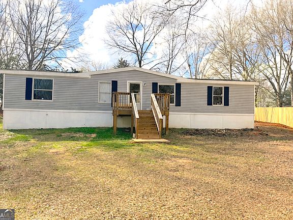 2nd image of 226 Boulder Ln