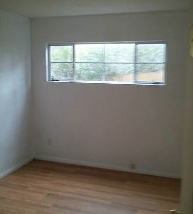 5th image of 2101 Abbott St