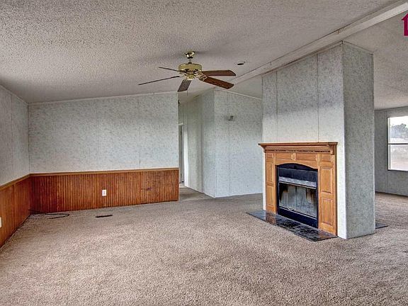 2nd image of 5701 Tanglewood Pl