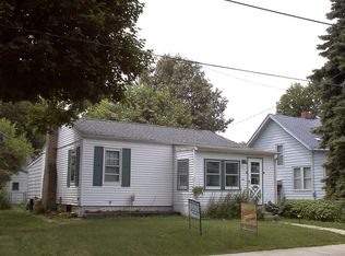 2010 W Alice Ave, Peoria, IL 61604