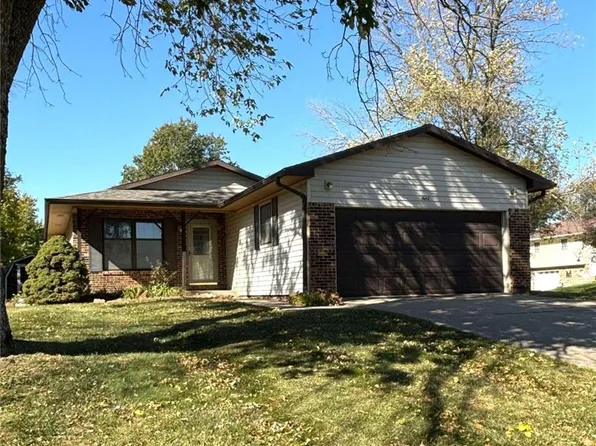 1642 N Clayton Ave, Maryville, MO 64468