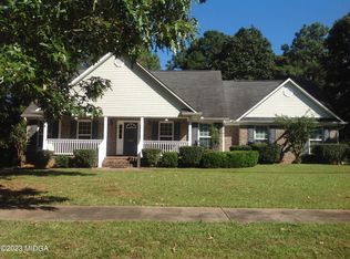 152 Henry Dr, Gray, GA 31032