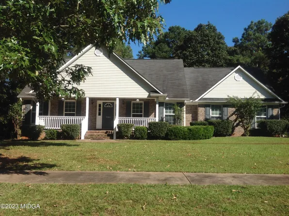 152 Henry Dr, Gray, GA 31032