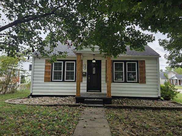 1002 Earl St