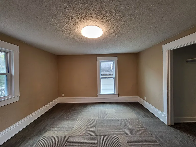 1267 Stewart St — Photo 30