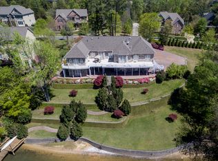 946 Cove Point Ln, Fort Mill, SC 29708