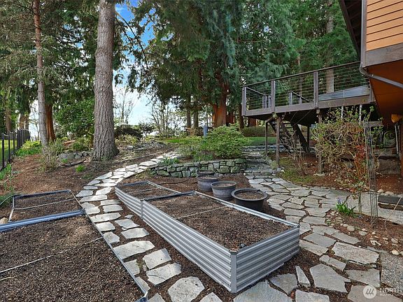 4th image of 14727 SE 145th Place