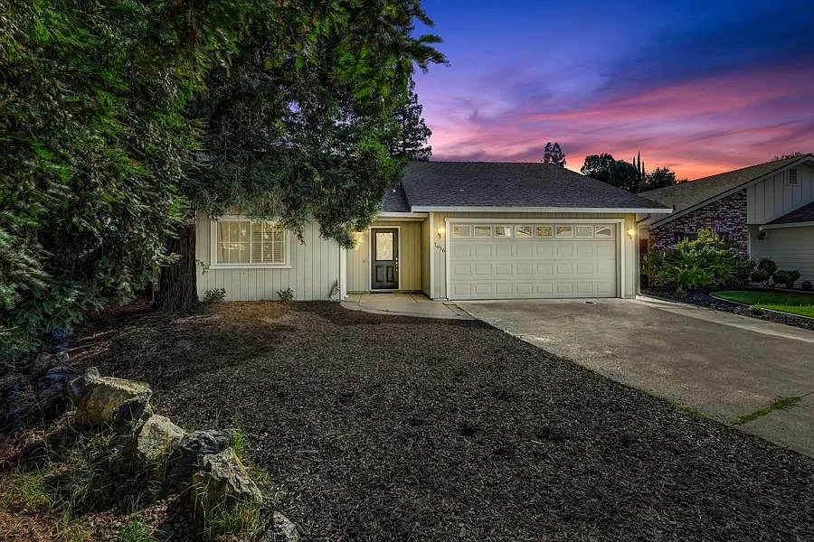 7616 Muschetto Ct photo 1