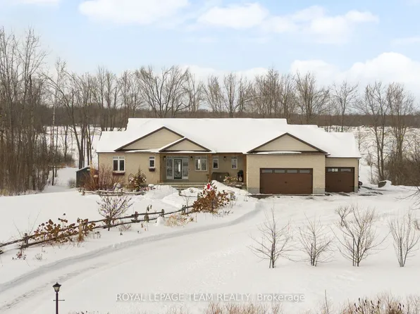 26 Synergy Way, Ottawa, ON K2W 0K3