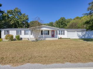 2943 Pine Grove Providence Rd, Loudon, TN 37774