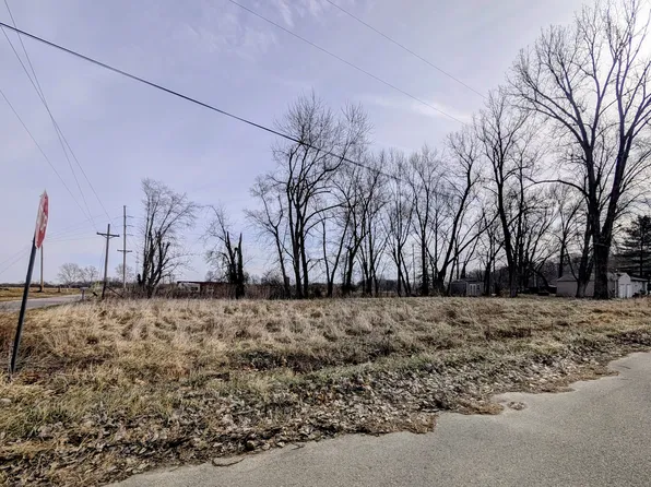 5871 W 200 N, Columbus, IN 47201