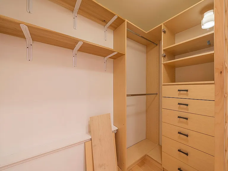 3605 Crest Dr — Photo 16