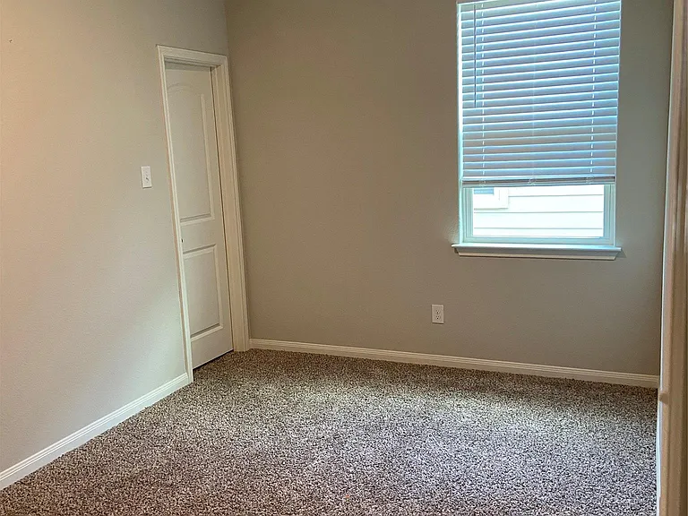 509 Congress Way — Photo 25