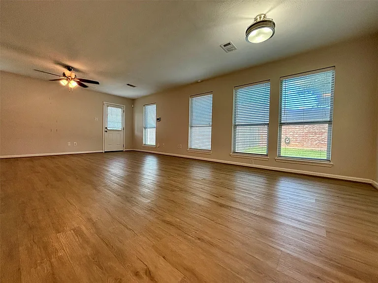 13019 Skyline Dr — Photo 8