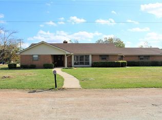 504 E Monroe St, Itasca, TX 76055
