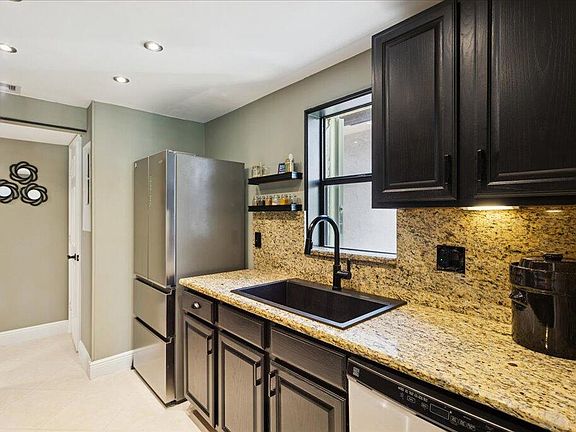 4th image of 149 NW 70th Street #106c