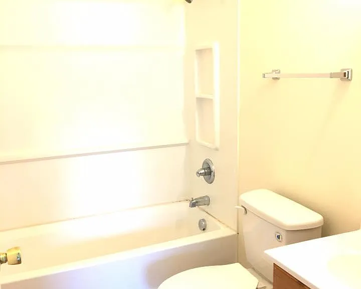 226 Fox Dr #HOME — Photo 4