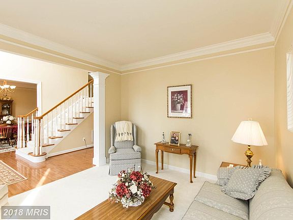 5th image of 204 Kali Ct