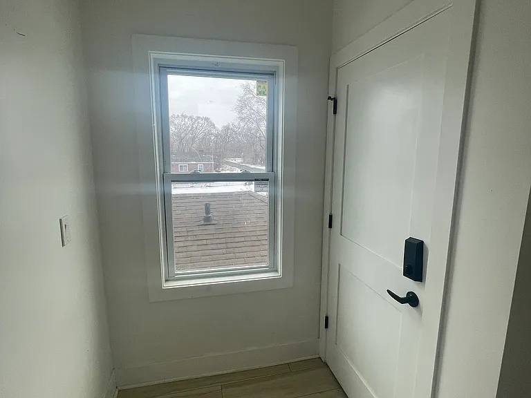2385 Washington St #4 — Photo 36