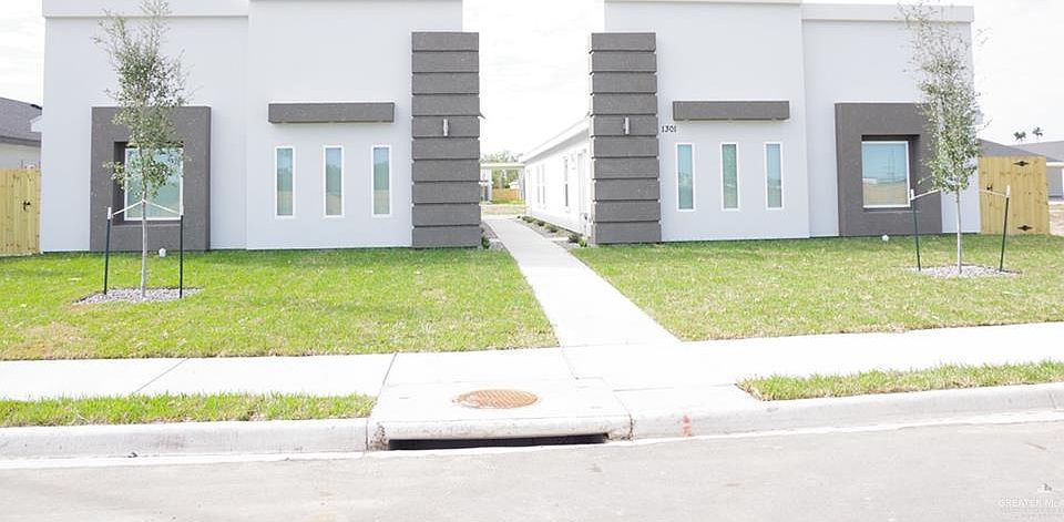 1st image of 1301 Country Club Dr #1