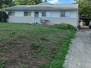 14237 Fisher Ave, Woodbridge, VA 22191