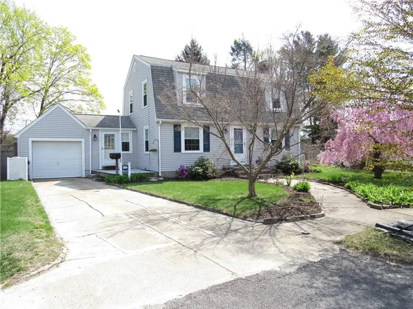 244 Harmony Ct, Warwick, RI 02889