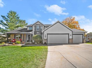 7922 E Dogwood Meadows Ct SE, Ada, MI