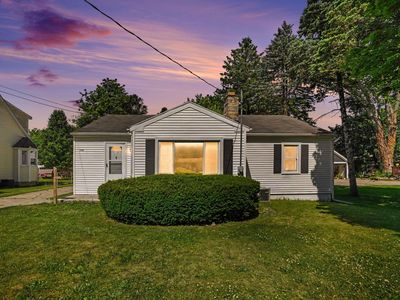 1425 Sunnyside Dr, Kalamazoo, MI, 49048