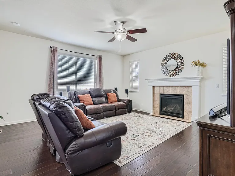 10748 Worthington Cir — Photo 5