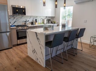 10863 Kling St APT 1, North Hollywood, CA 91602