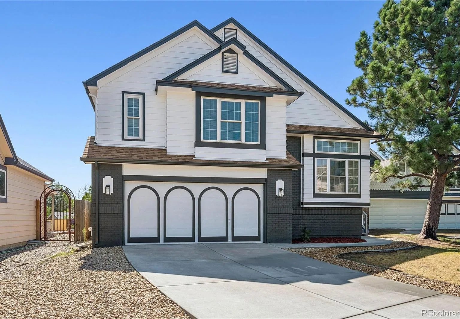 4 bed, 2.5 bath, 2131 sqft, $3,400 — Photo 1