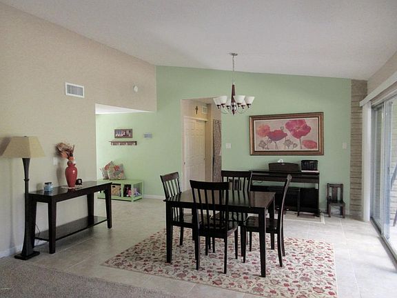 5th image of 204 W Campbell Ave