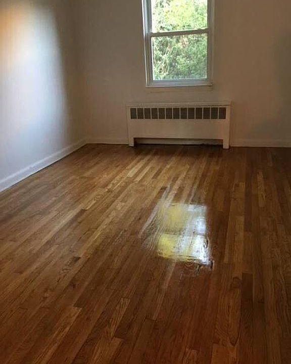 2nd image of 133 E 238th St