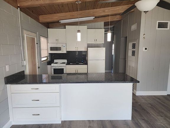 2nd image of 1410-1438 Disston Ave #2
