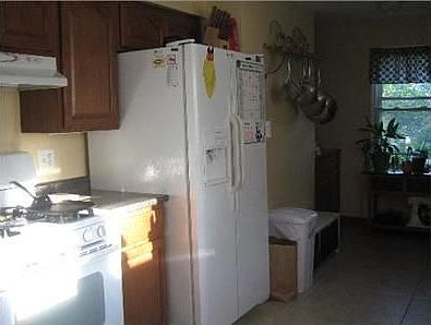 5th image of 1910 N Bonnie Brook Ln