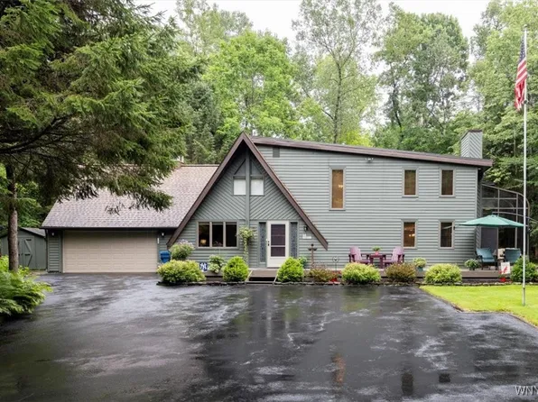 68 Hardwood Dr, Glenwood, NY 14069