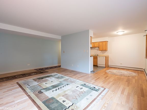 5th image of 6312 N Paulina St APT 1B