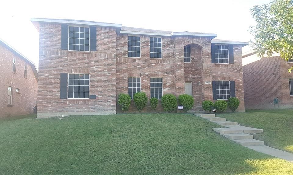 1st image of 1423 Golden Grass Dr