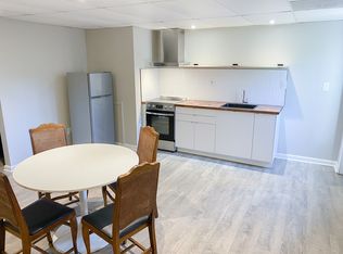 2392 Rockbridge Rd, Stone Mountain, GA 30087