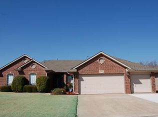 5905 Greenview Dr, Oklahoma City, OK 73135