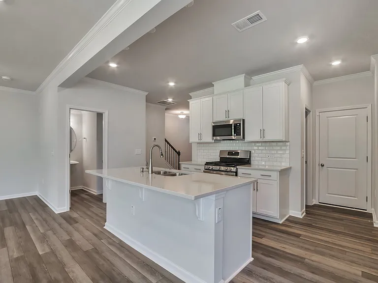 5714 Woodlawn Dr — Photo 11