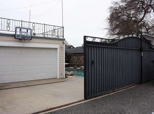 1987 Paloma St, Pasadena, CA 91104