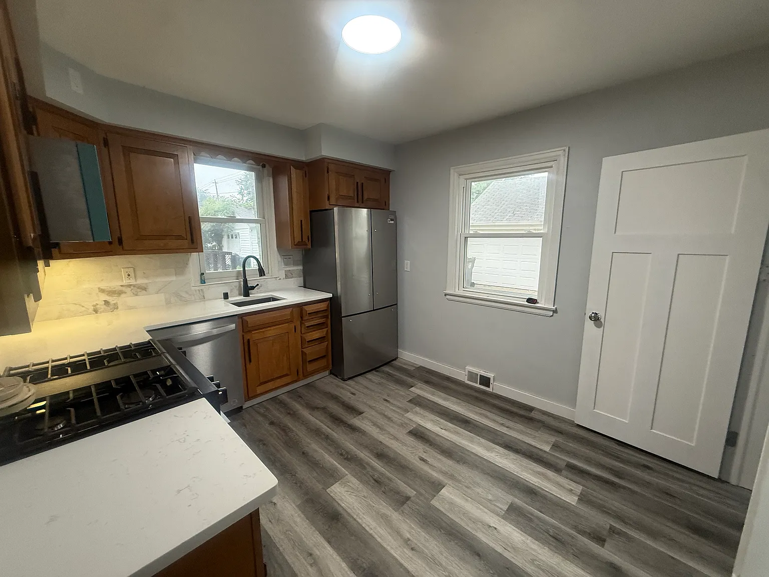 4 bed, 1566 sqft, $3,000 — Photo 4