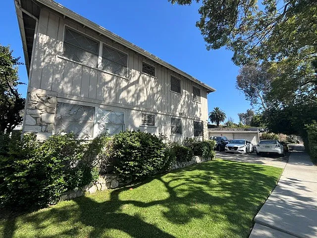 3330 S. Durango Ave. — Photo 2