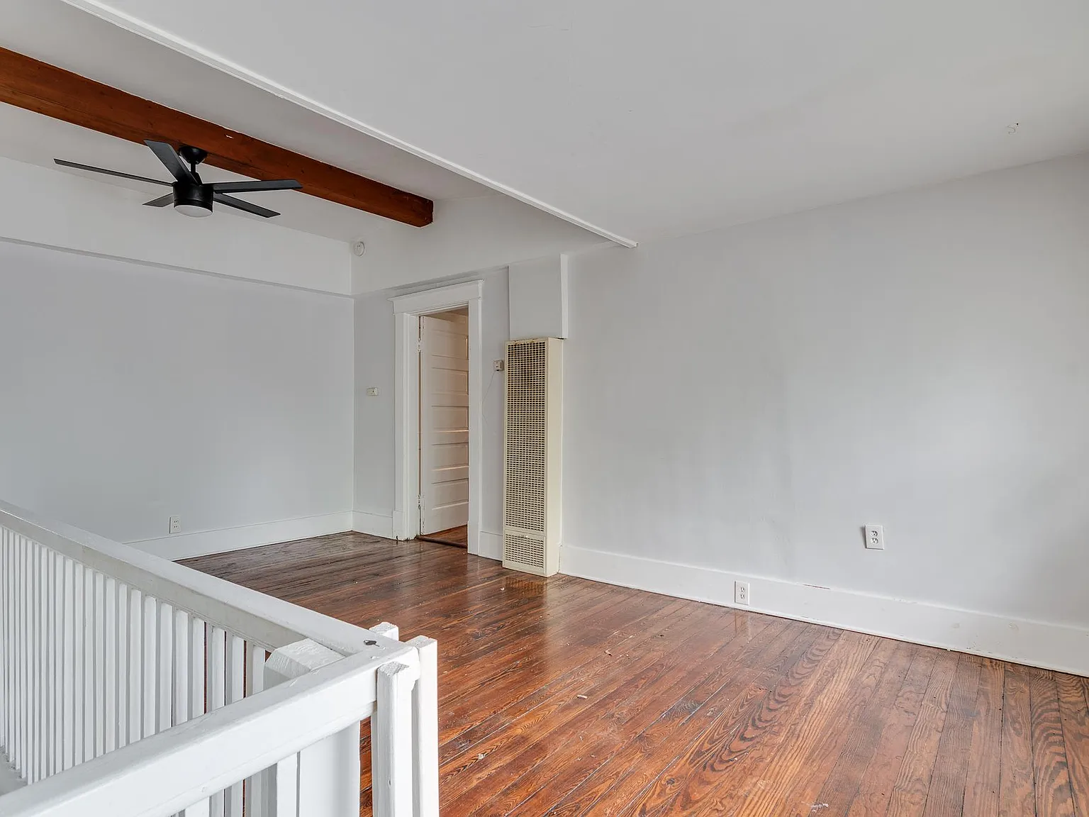 2 bed, 1000 sqft, $945 — Photo 4