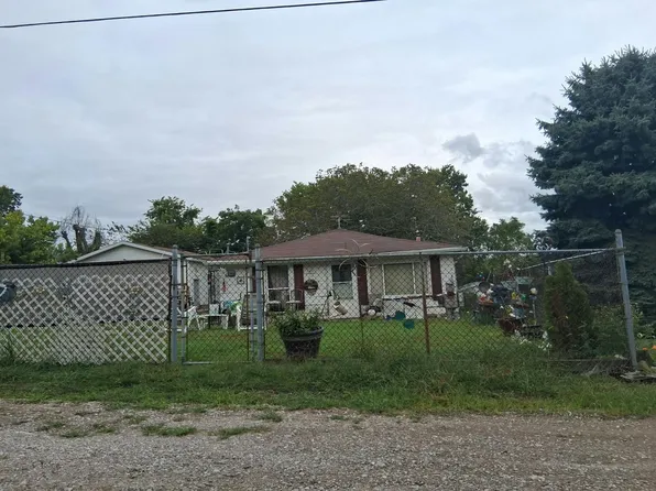 146 N Strause Ln, Lakeside Marblehead, OH 43440
